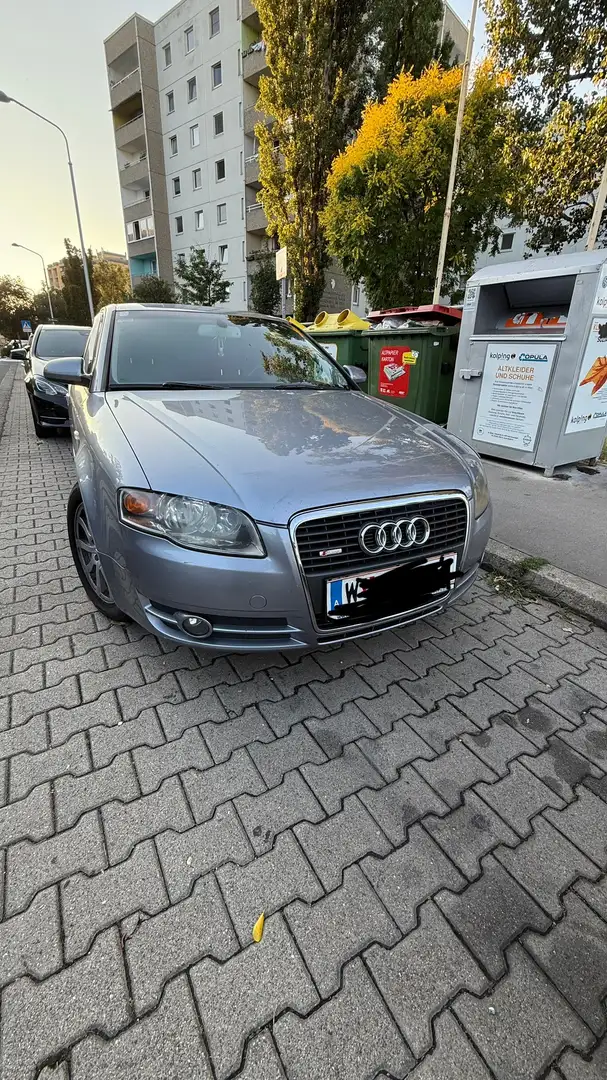 Audi A4 8E 2.0 TDI S-Line EXPORT Grau - 1