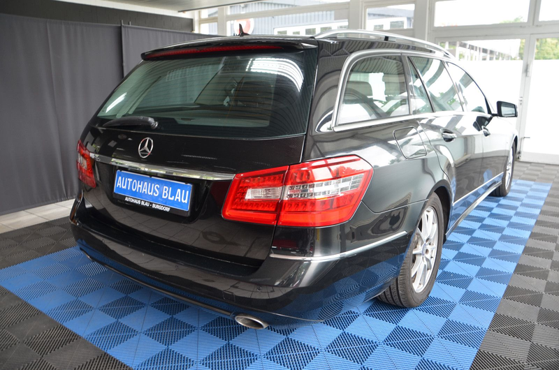 Mercedes-Benz E 350 CDI AVANTGARDE*AUTOMATIK*LEDER*AHK* — photo 4