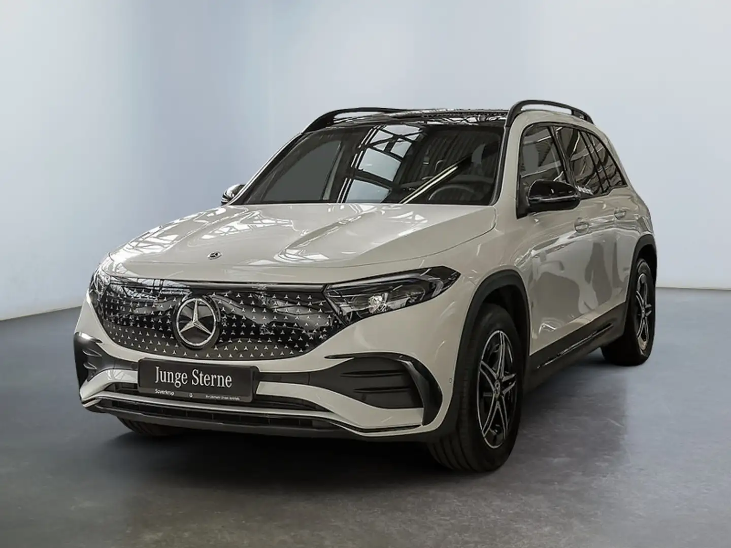 Mercedes-Benz EQB 300 4M , AMG NIGHT SPUR PANO AHK KAMERA PDC Weiß - 2