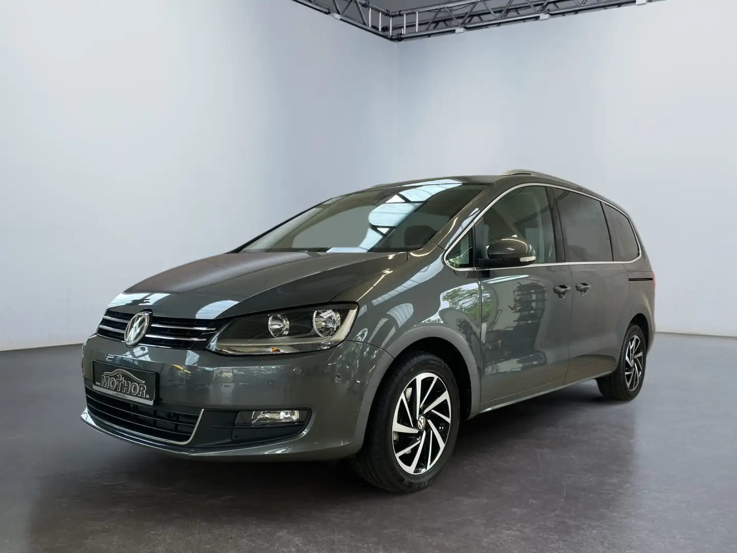 Volkswagen Sharan Join 1.4 TSI DSG ACC AHK Kamera PDC Klima Grau - 2