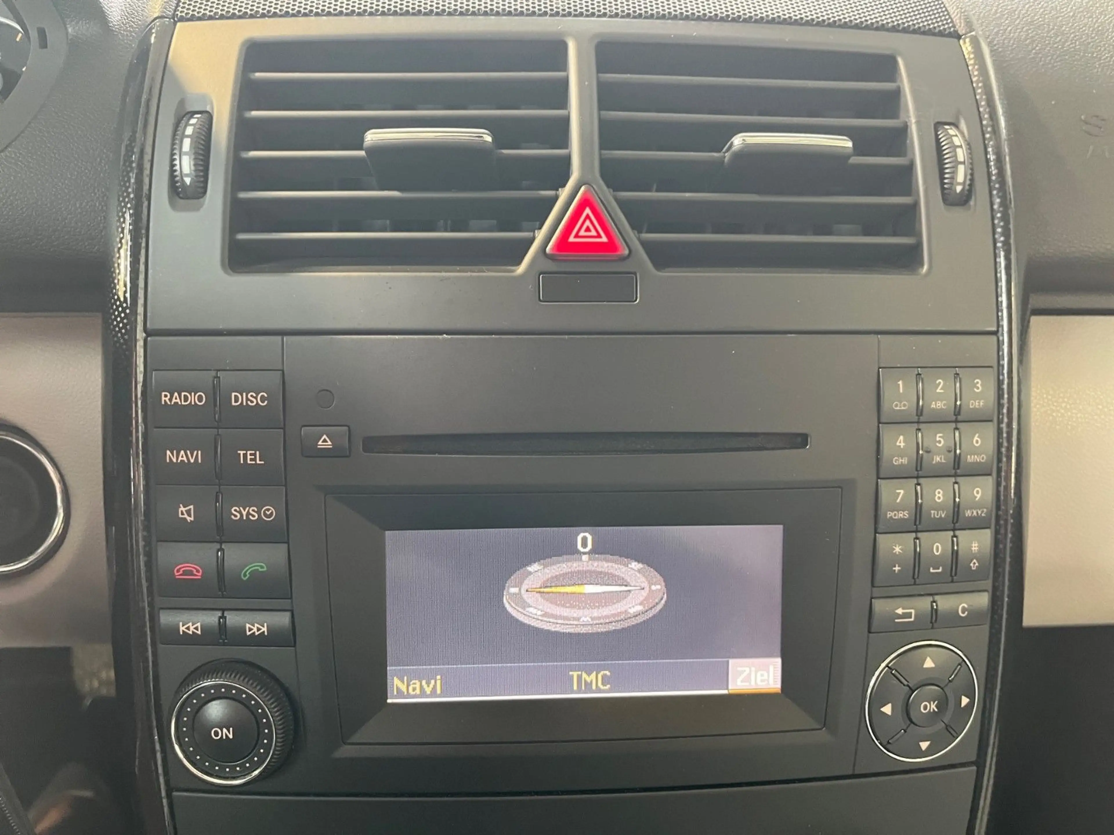 Mercedes-Benz A 180 A A 180 CDI 5-türig Special Edition — photo 9