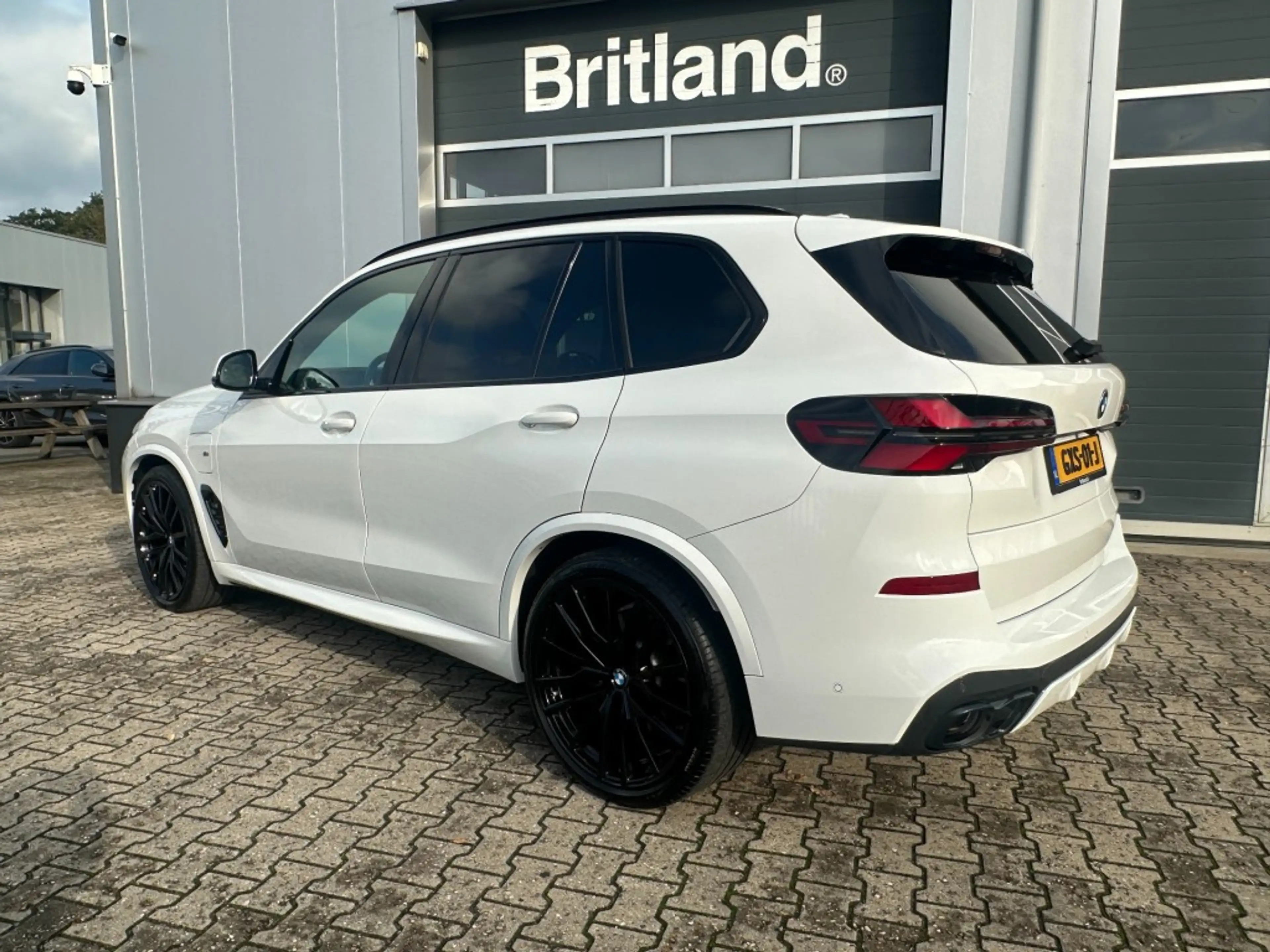 BMW X5 xDrive50e M-sport bj2023 BTW *Pano *Head-up *22inc — photo 4