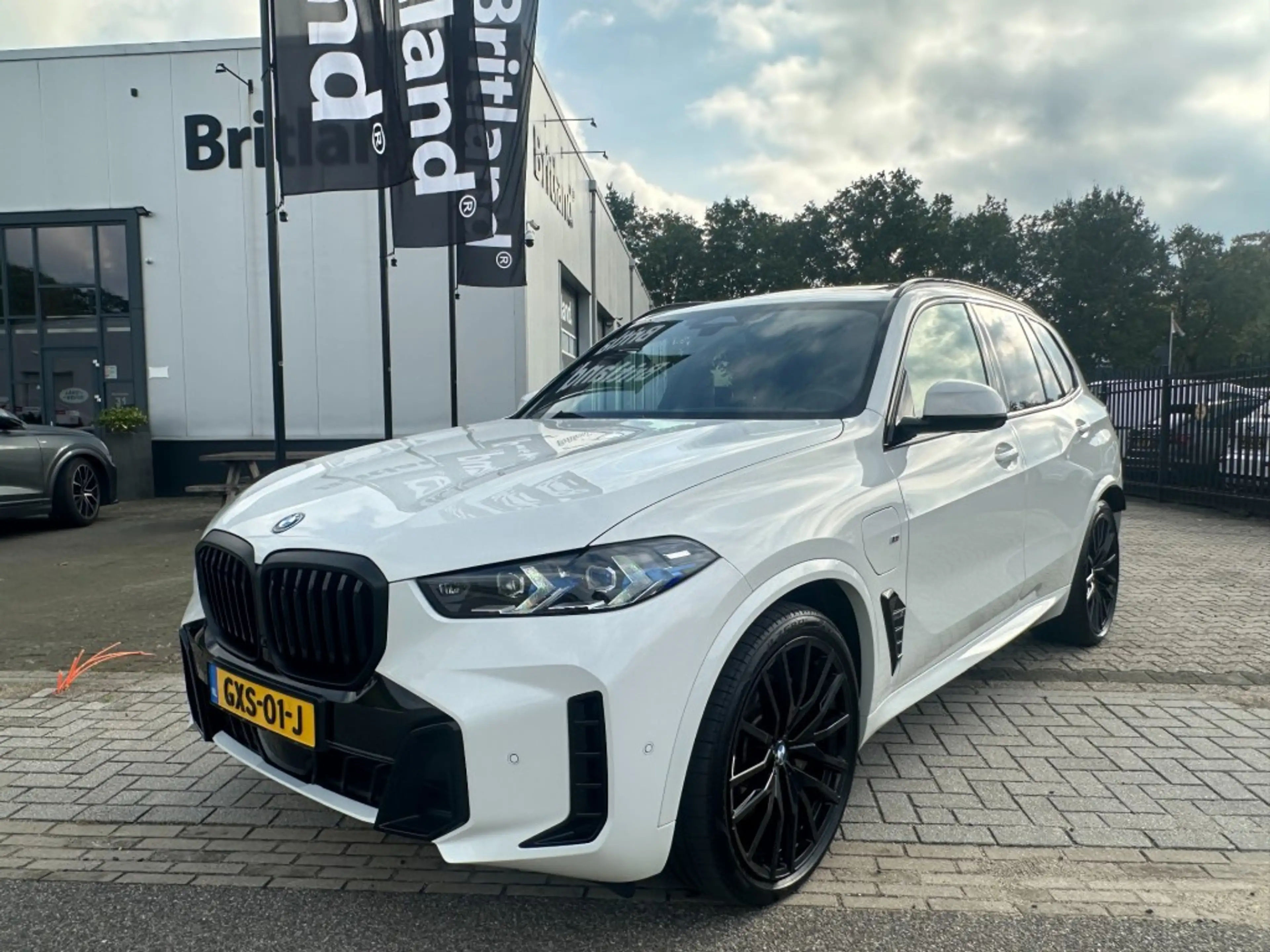 BMW X5 xDrive50e M-sport bj2023 BTW *Pano *Head-up *22inc