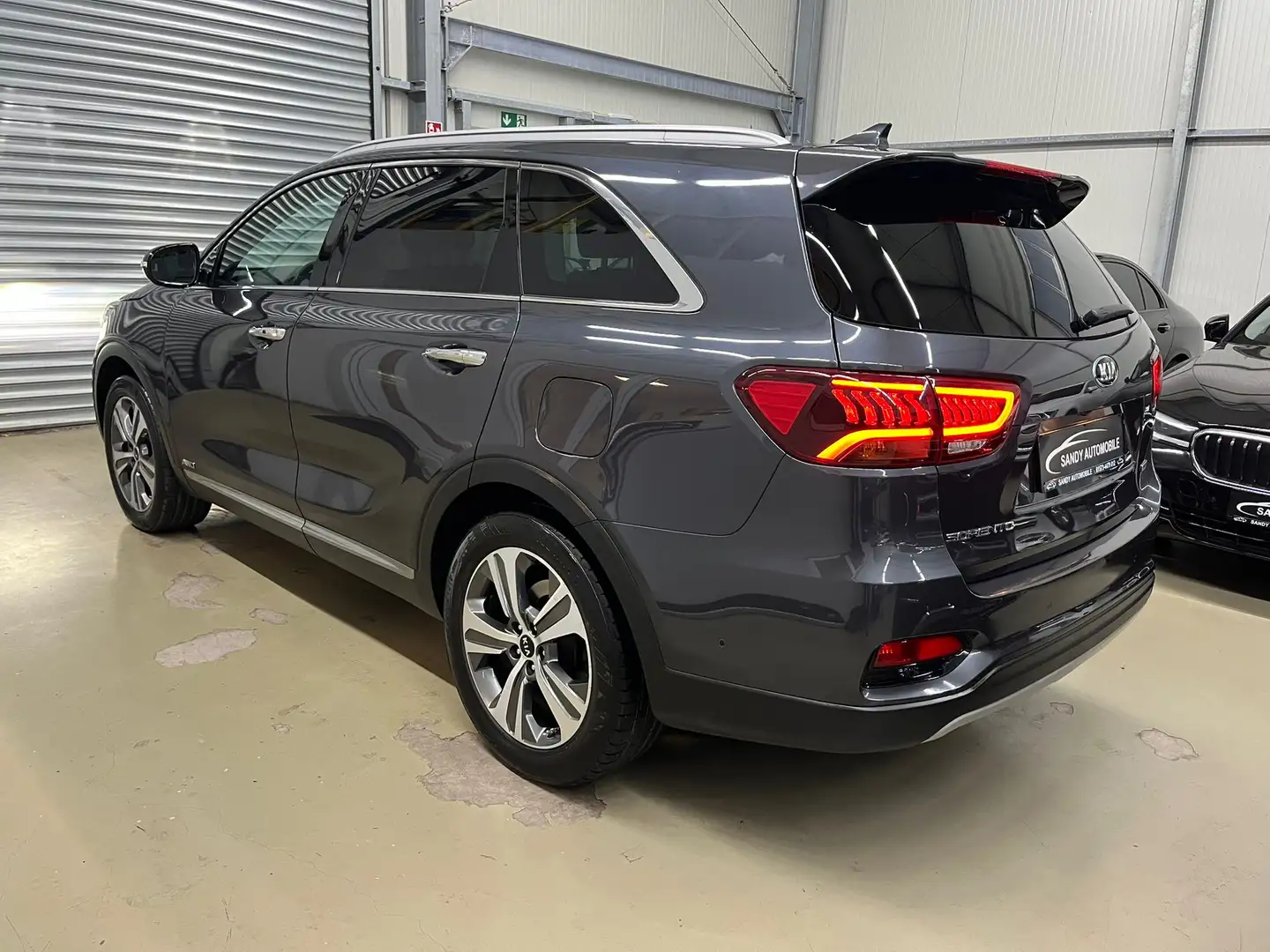 Kia Sorento Platinum 4WD 7.Sitzer LED PANO LED 360°K Gri - 2