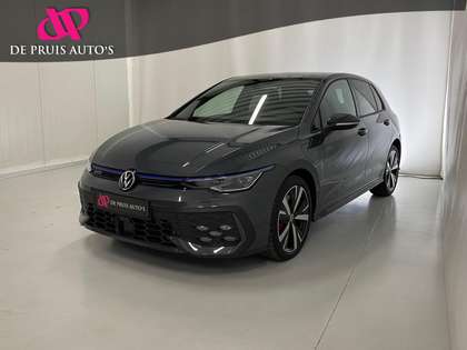 Volkswagen Golf GTE 272PK Matrix IQ LIGHT 18 Inch Head Up Trekhaak 360