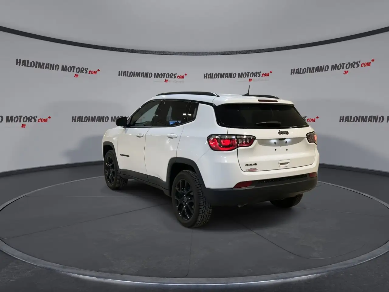 Jeep Compass снимка Jeep Compass