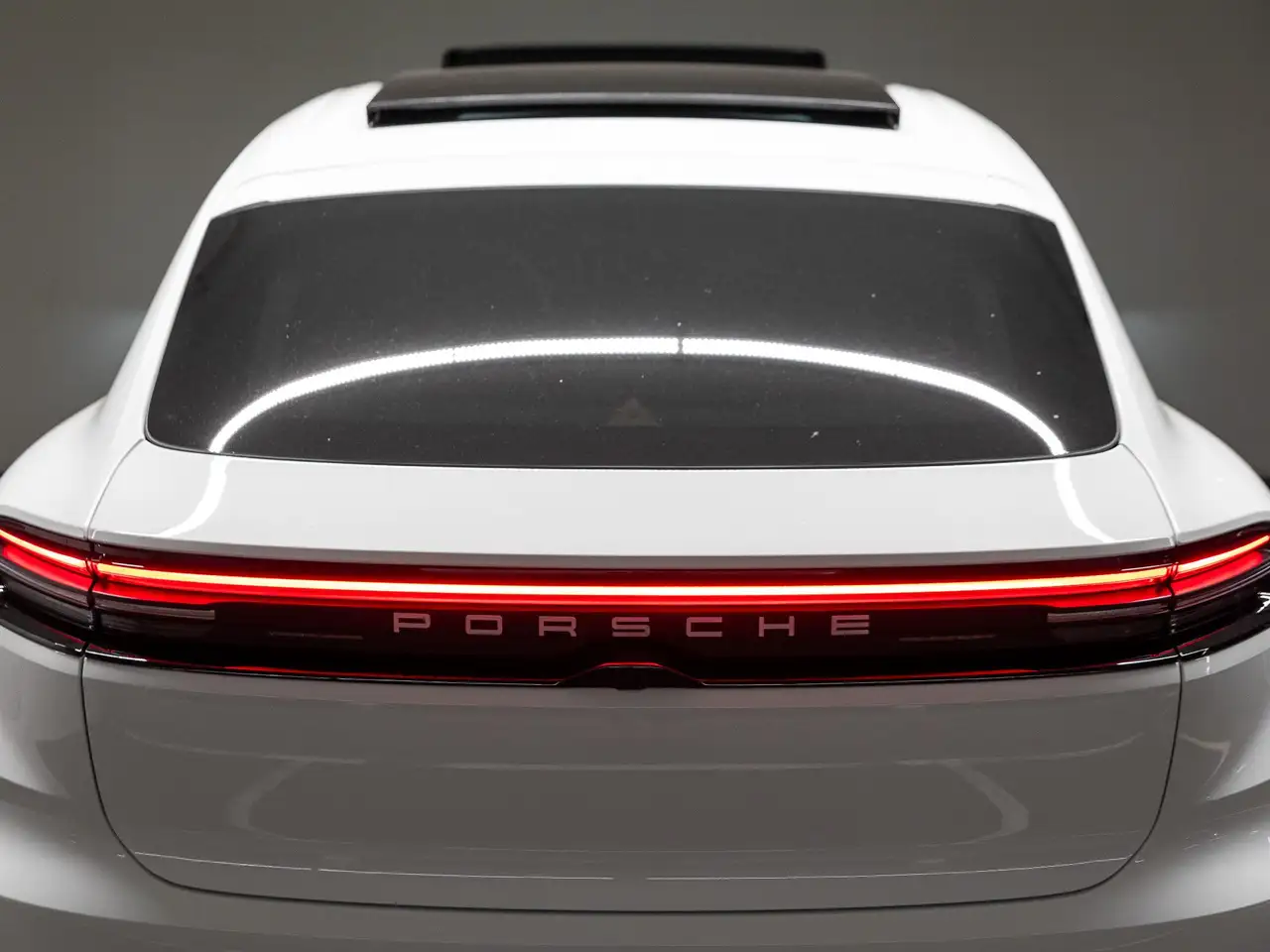 Porsche Macan 2026 — фото 10