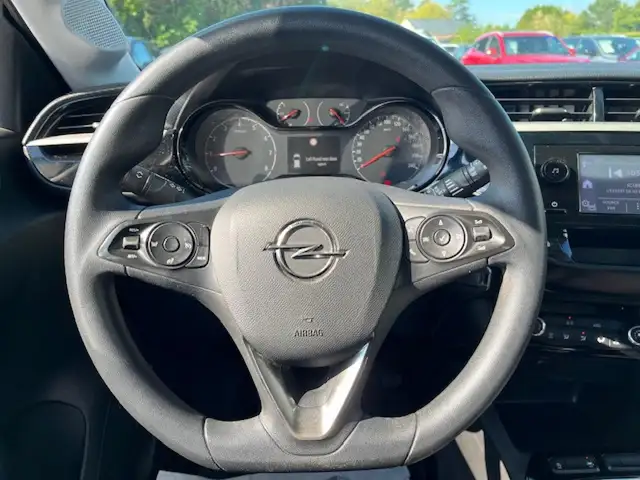 Opel Corsa view 8