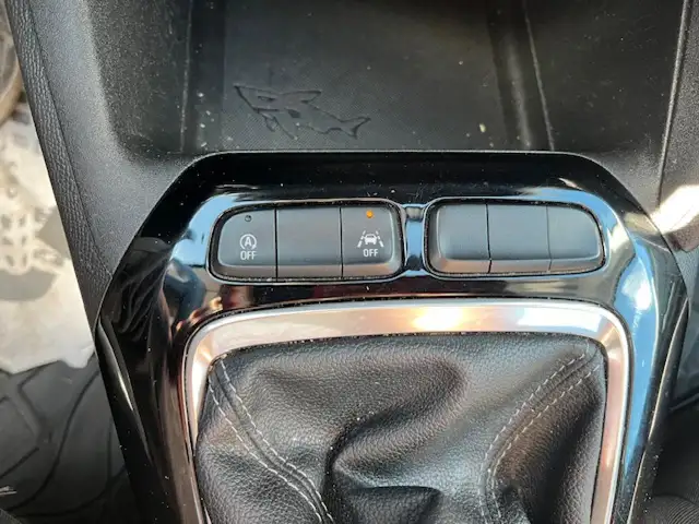 Opel Corsa view 12