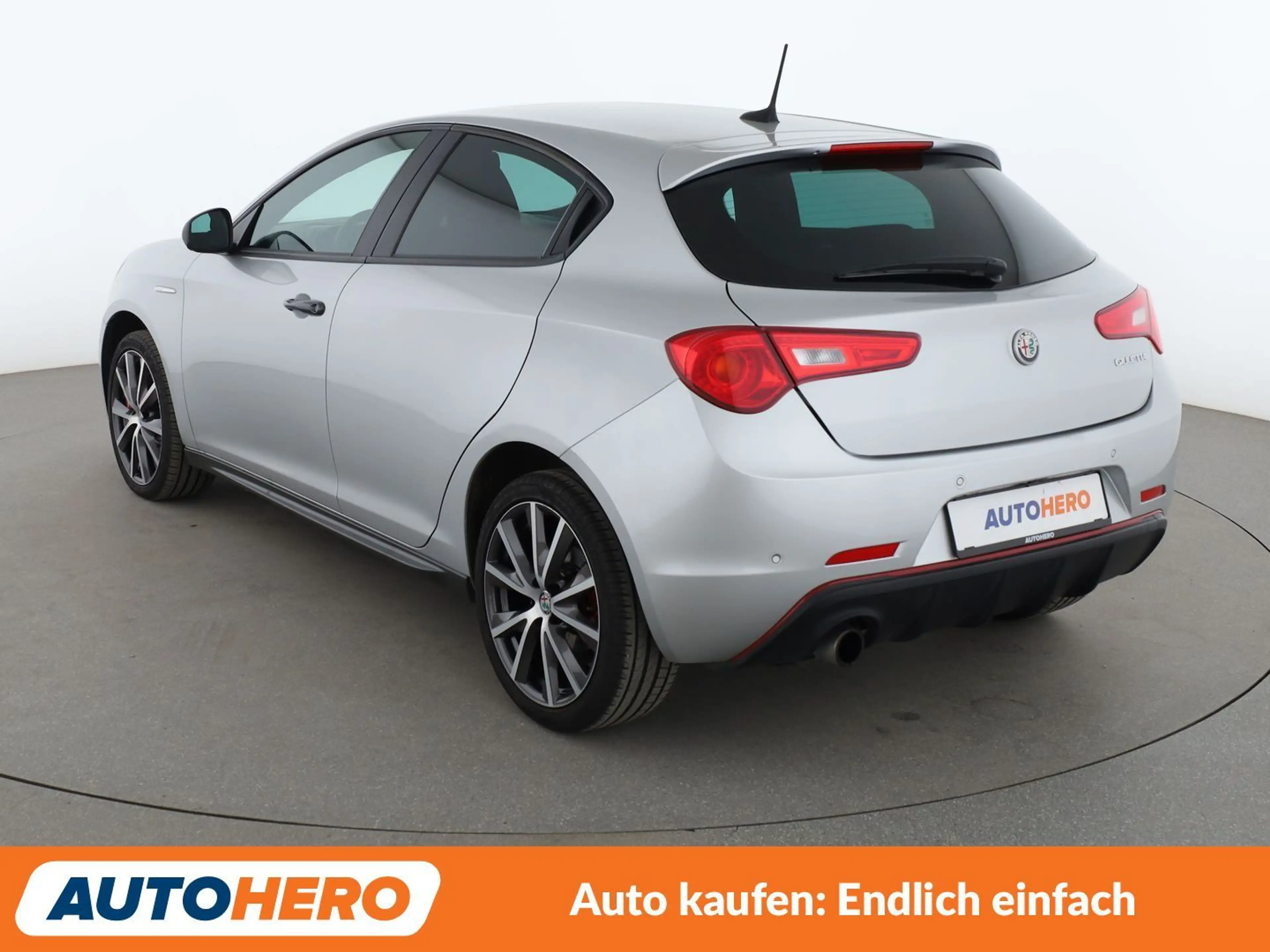 Alfa Romeo Giulietta 1.4 Turbo Sport *TEMPO*CAM*PDC*SHZ*ALU*KLIMA* — photo 4