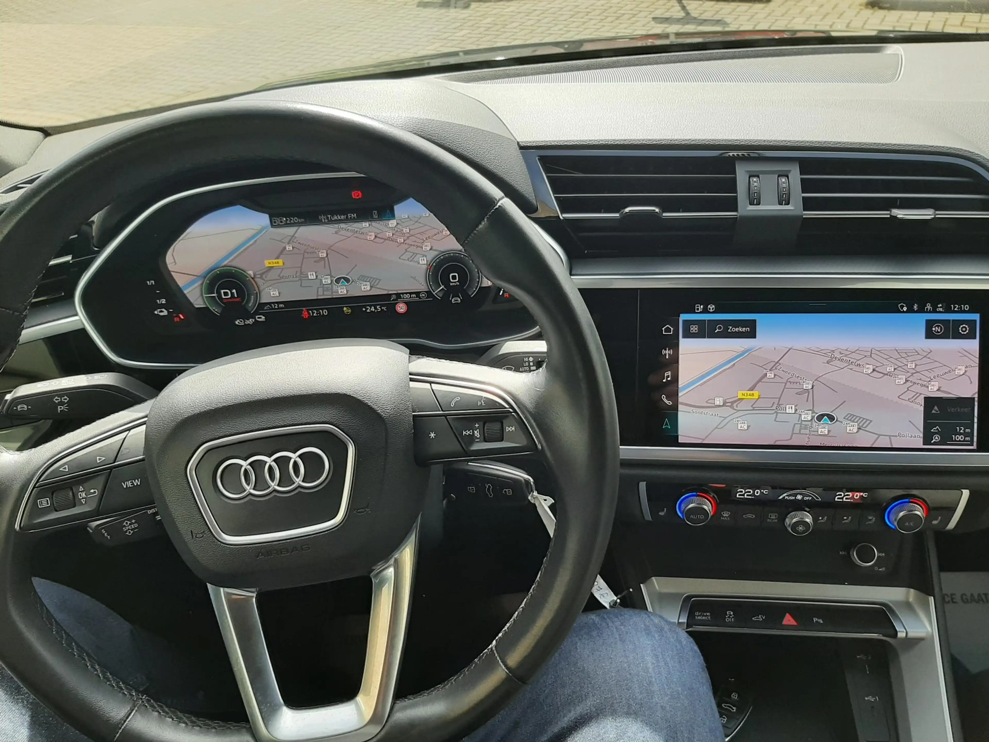 Audi Q3 45 TFSI e Business Edition — photo 5