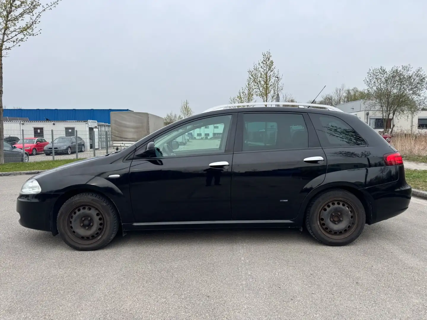 Fiat Croma 1.9 16V Multijet Dynamic HU 04/27 PDC DAB Schwarz - 2
