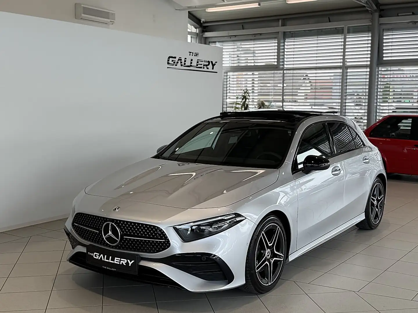 Mercedes-Benz A 200 d AMG-Line Aut.*Panorama*Kamera*LED*Spur Grau - 1