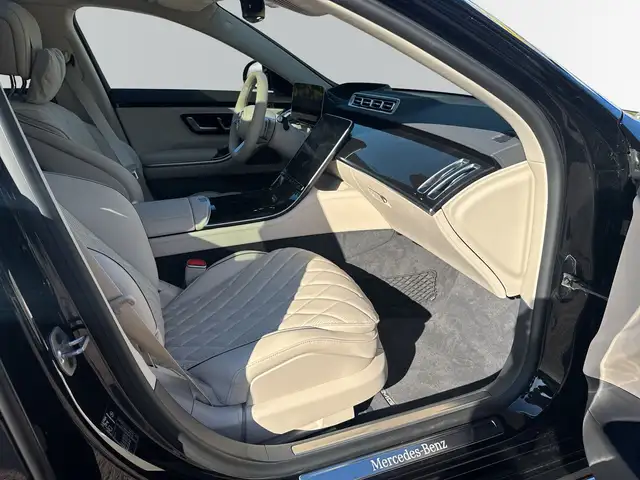 Mercedes-Benz S Class view 10