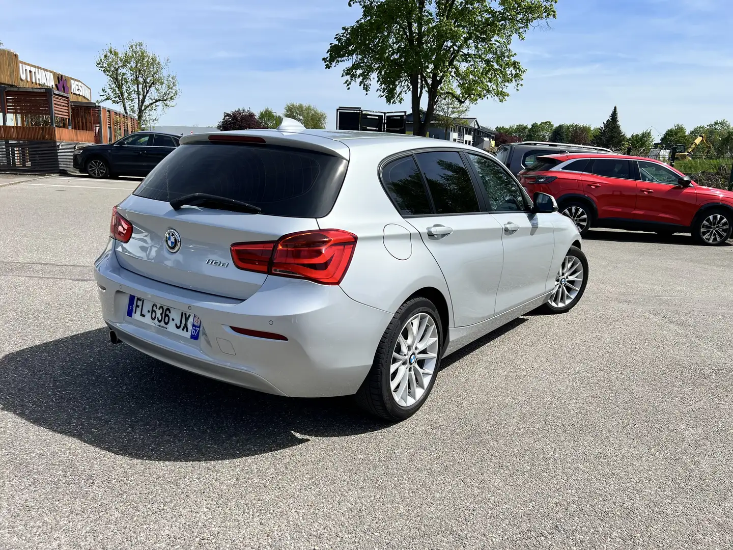 BMW 118 118d 150 ch BVA8 Business Design - 2