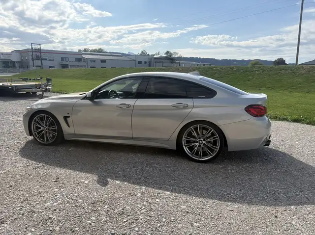 BMW 4 Series view 5