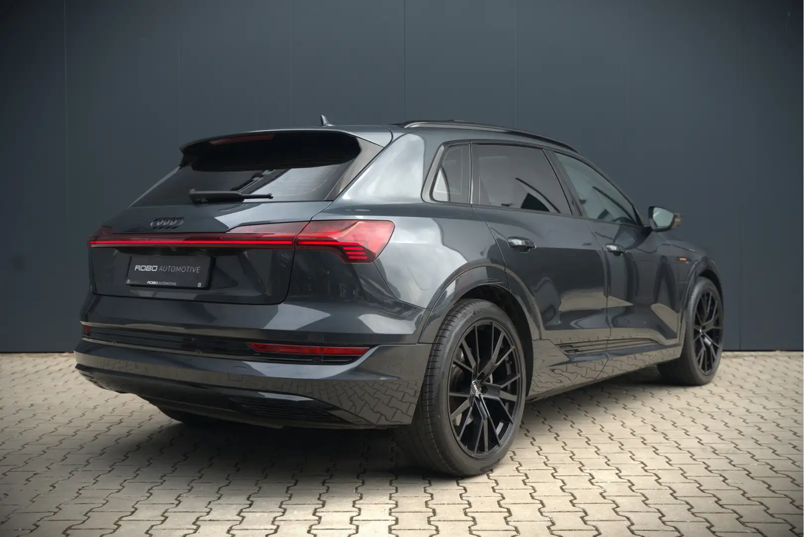 Audi e-tron e-tron 50 quattro Launch edition plus 71 kWh | Bla Gris - 2