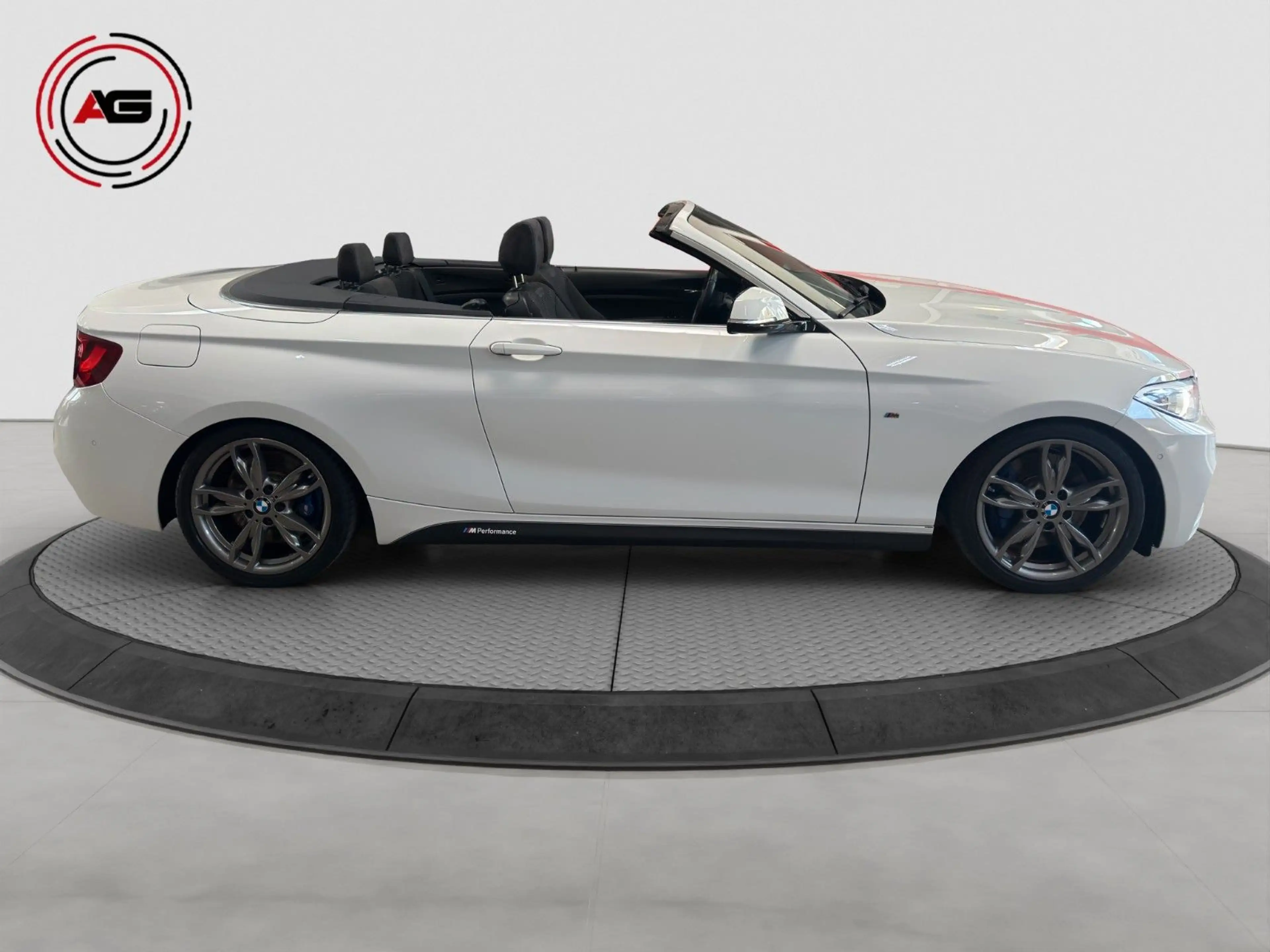 BMW 240 *SCHALTER*OHNE OPF*DEUTSCH*UNFALLFREI* — photo 4