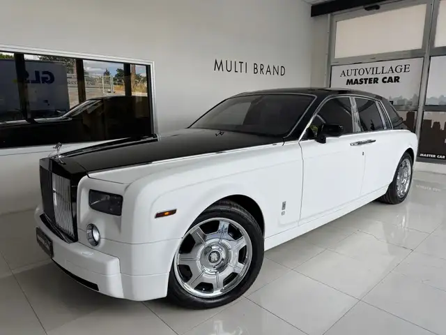 Rolls-Royce Phantom 6.7 (IVA Esposta)