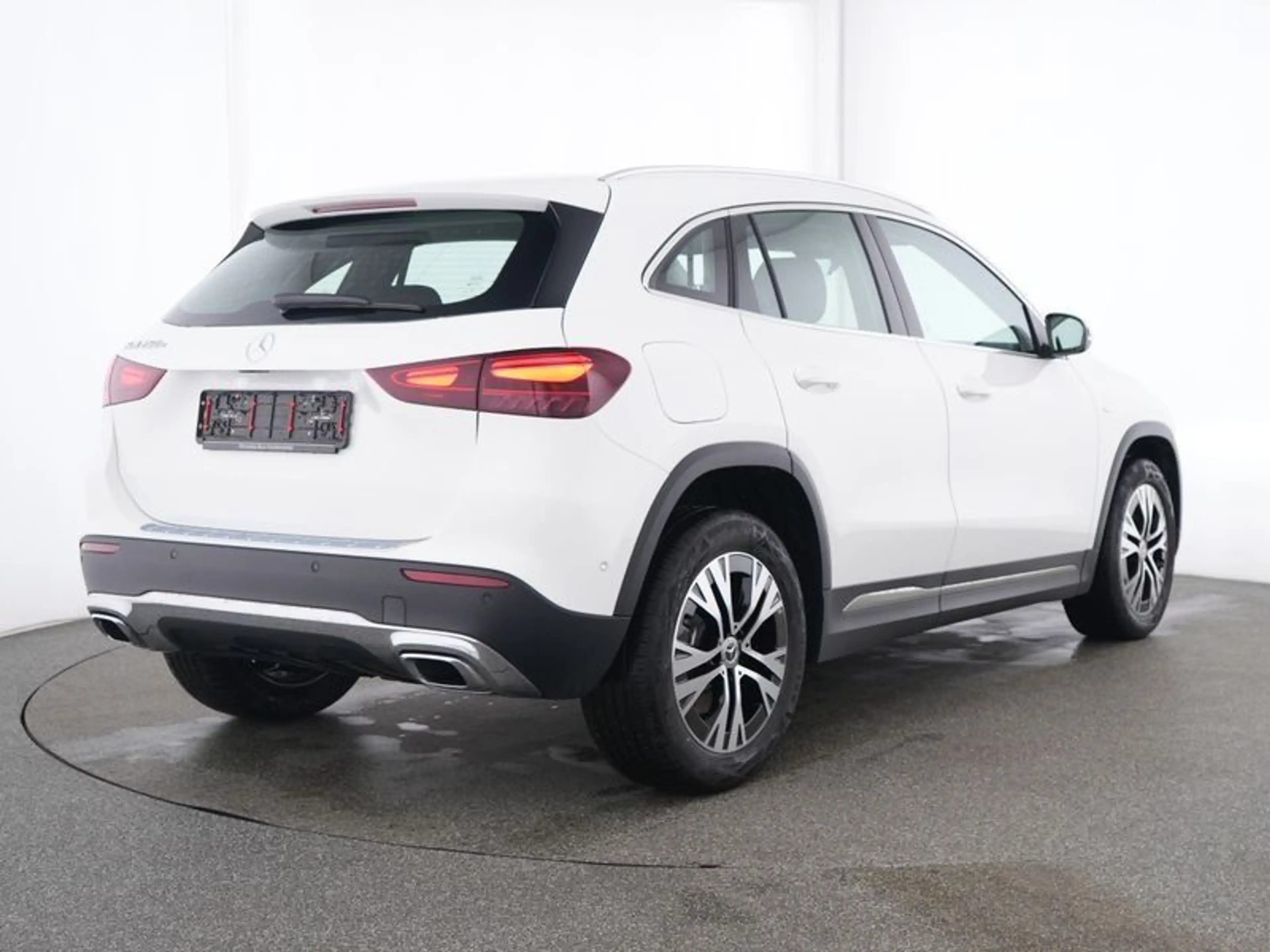 Mercedes-Benz GLA 250 e Progressive*LED*Kamera*Easy-Pack*11kW* — photo 3