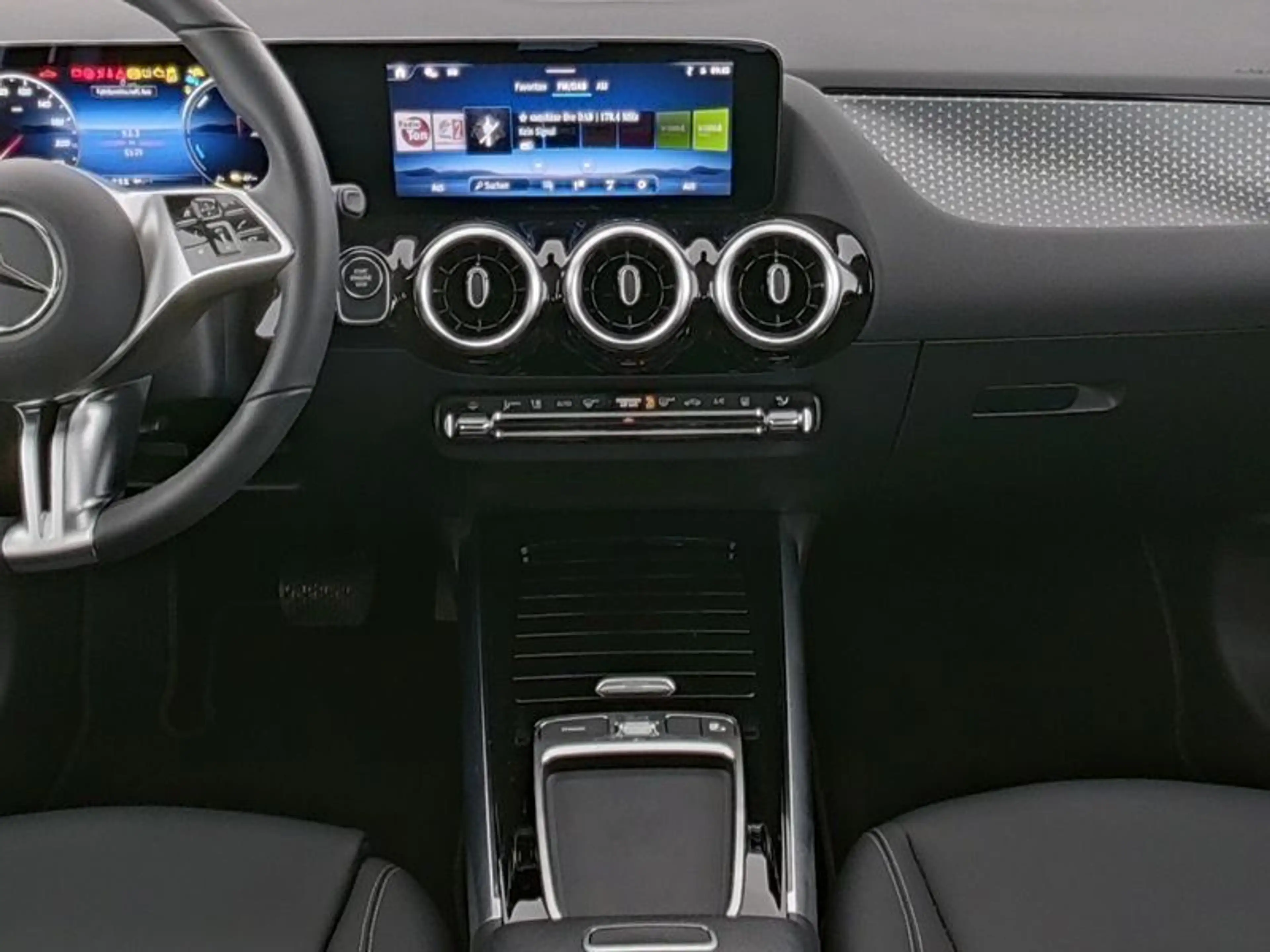 Mercedes-Benz GLA 250 e Progressive*LED*Kamera*Easy-Pack*11kW* — photo 5