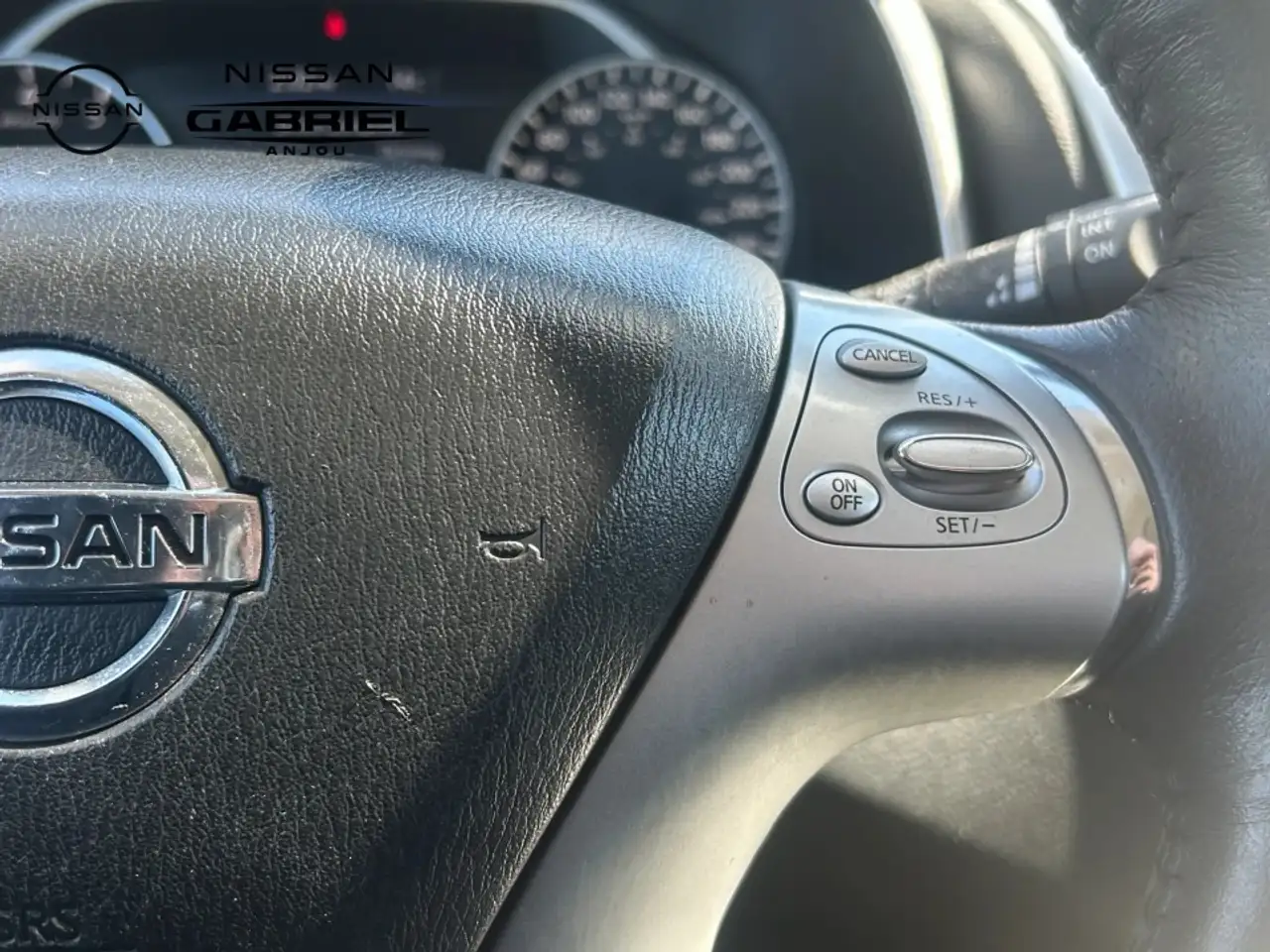 Nissan Murano снимка Nissan Murano