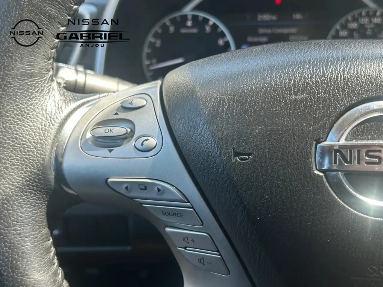 Nissan Murano снимка Nissan Murano