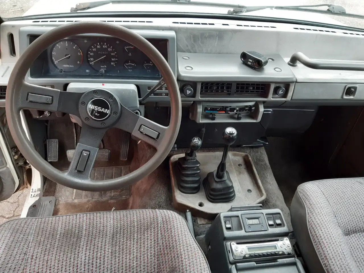 Nissan Patrol - 260 - 2,8 Turbo - Diesel lang -7 Sitzer, foto 6