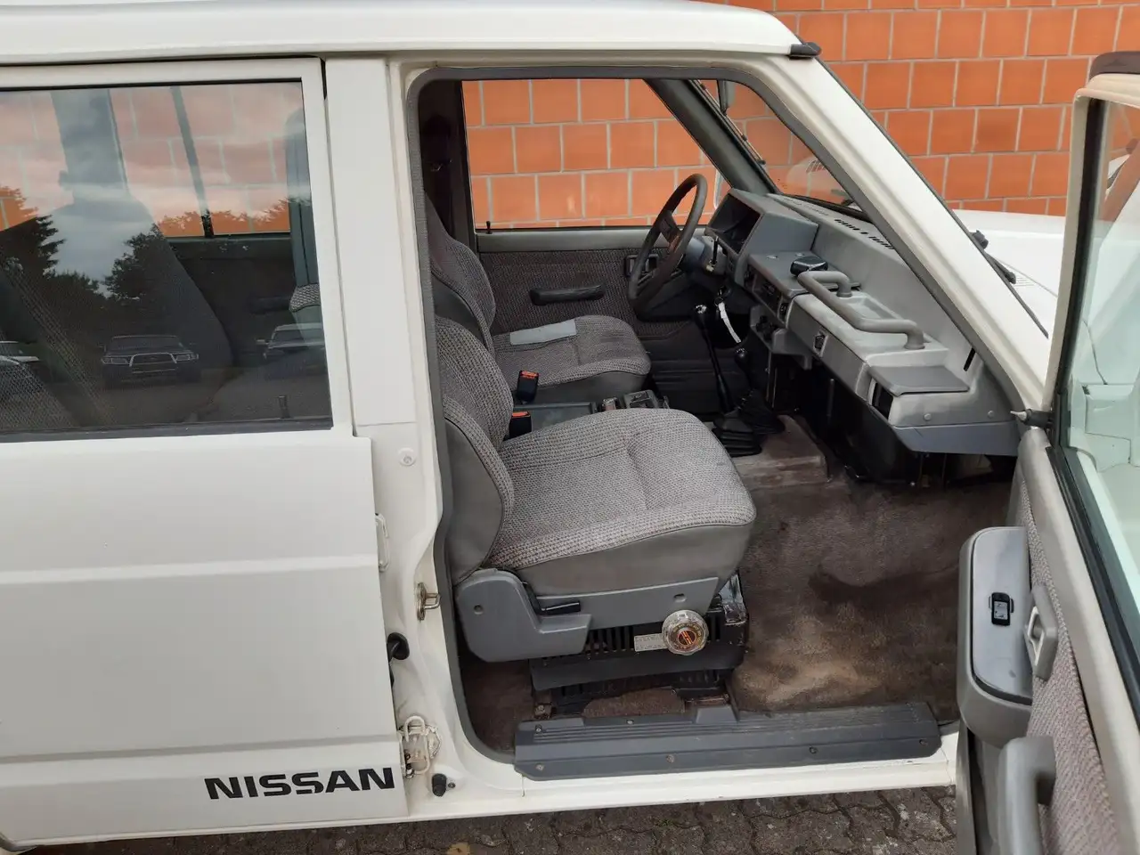 Nissan Patrol - 260 - 2,8 Turbo - Diesel lang -7 Sitzer, foto 8