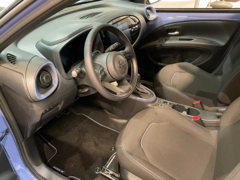 Toyota Aygo 1.5 Teamplayer ACC LED Navi SHZ Kam. PDC — photo 9