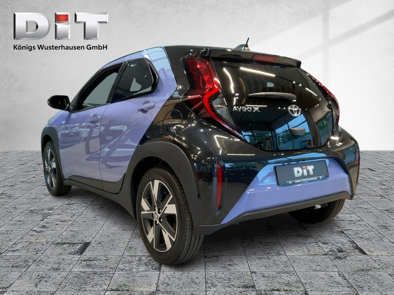 Toyota Aygo 1.5 Teamplayer ACC LED Navi SHZ Kam. PDC — photo 5