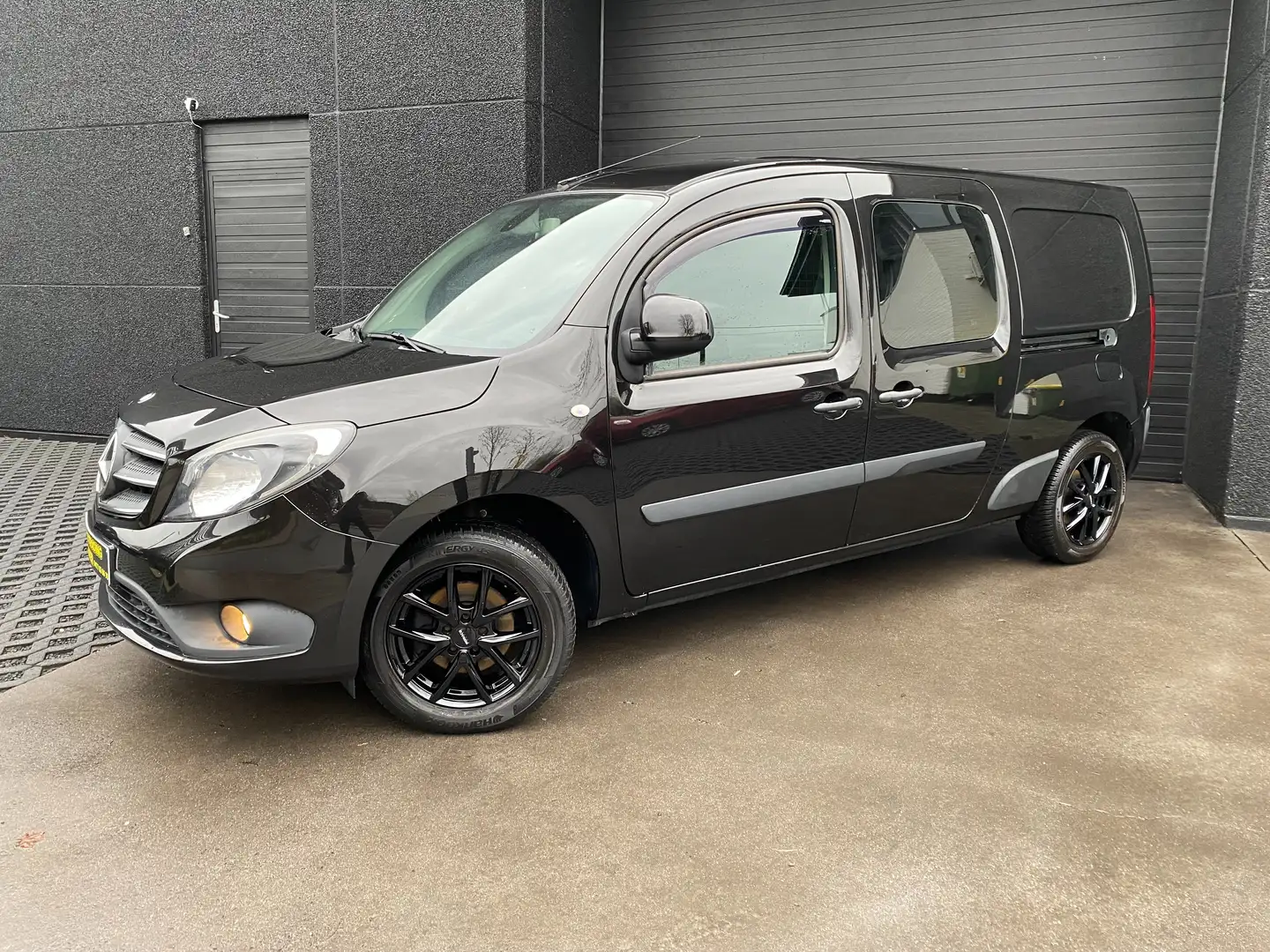 Mercedes-Benz Citan Citan 111cdi 5 zitplaatsen of 2 zitplaatsen Noir - 1