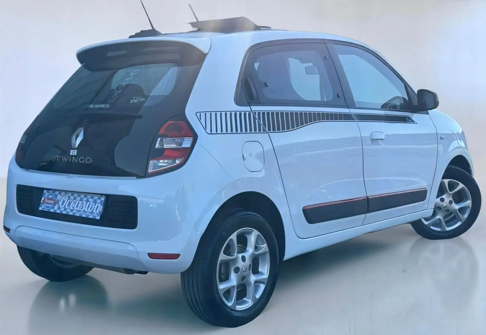 Renault Twingo III 0.9i 90ch (4 cv) 12V Turbo Blanc BVM5 5 Portes - Euro6 energy Cosmic - 2015 Blanc - 2