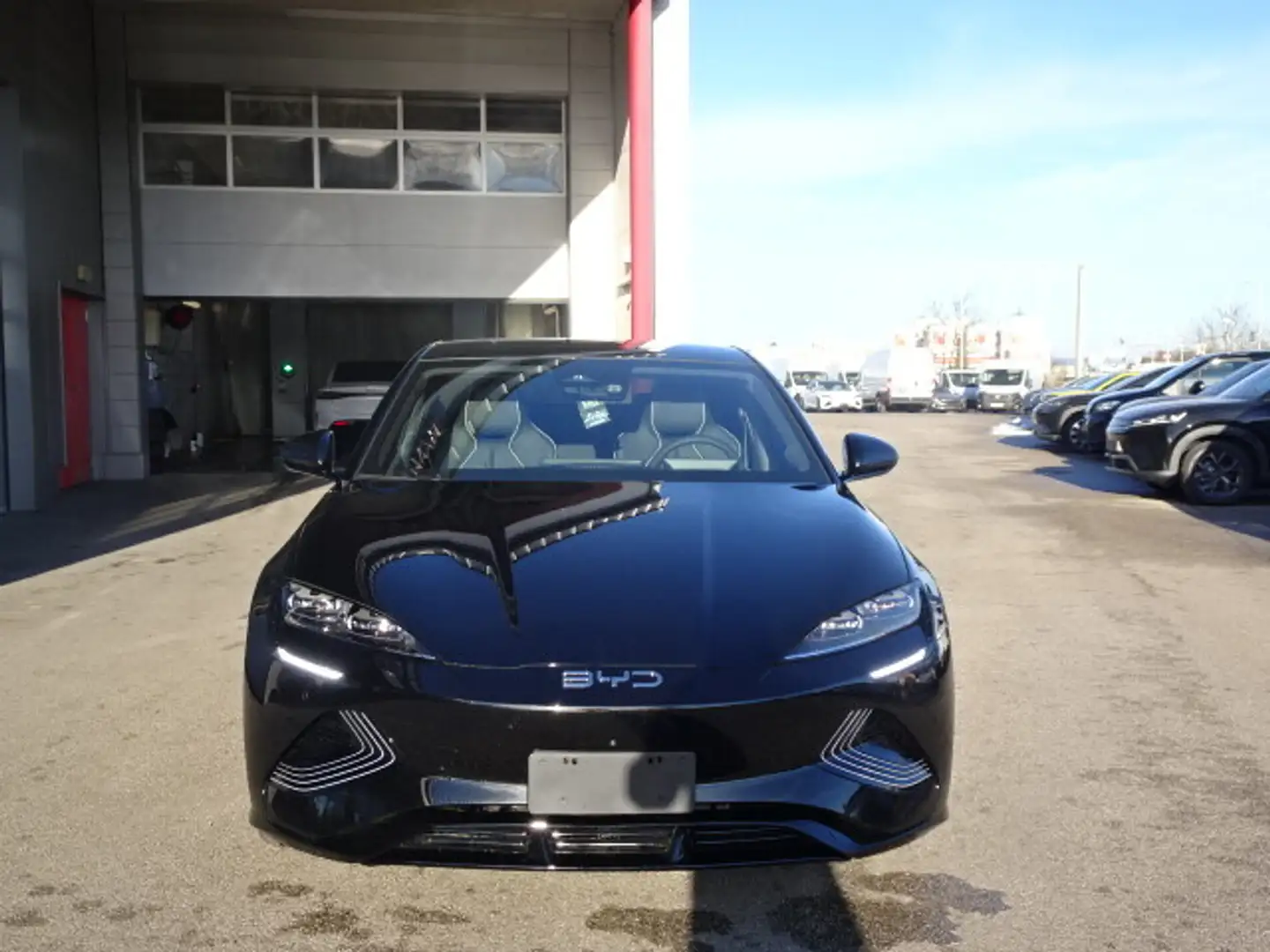 BYD Seal Excellence Österreich Paket 82,5kWh AWD LAGERND Schwarz - 2