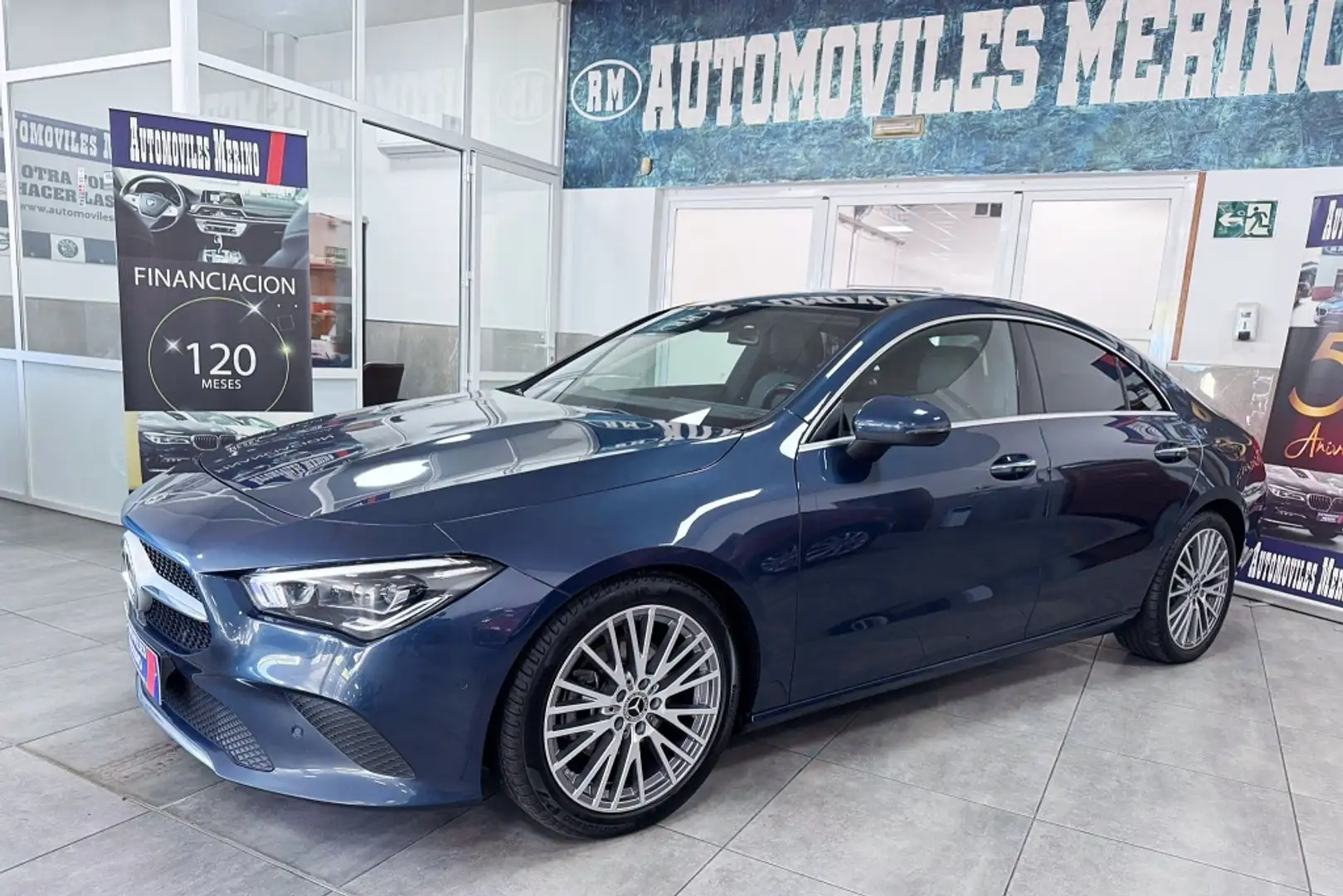 Mercedes-Benz CLA 180 d Business Line 8G-DCT Bleu - 2