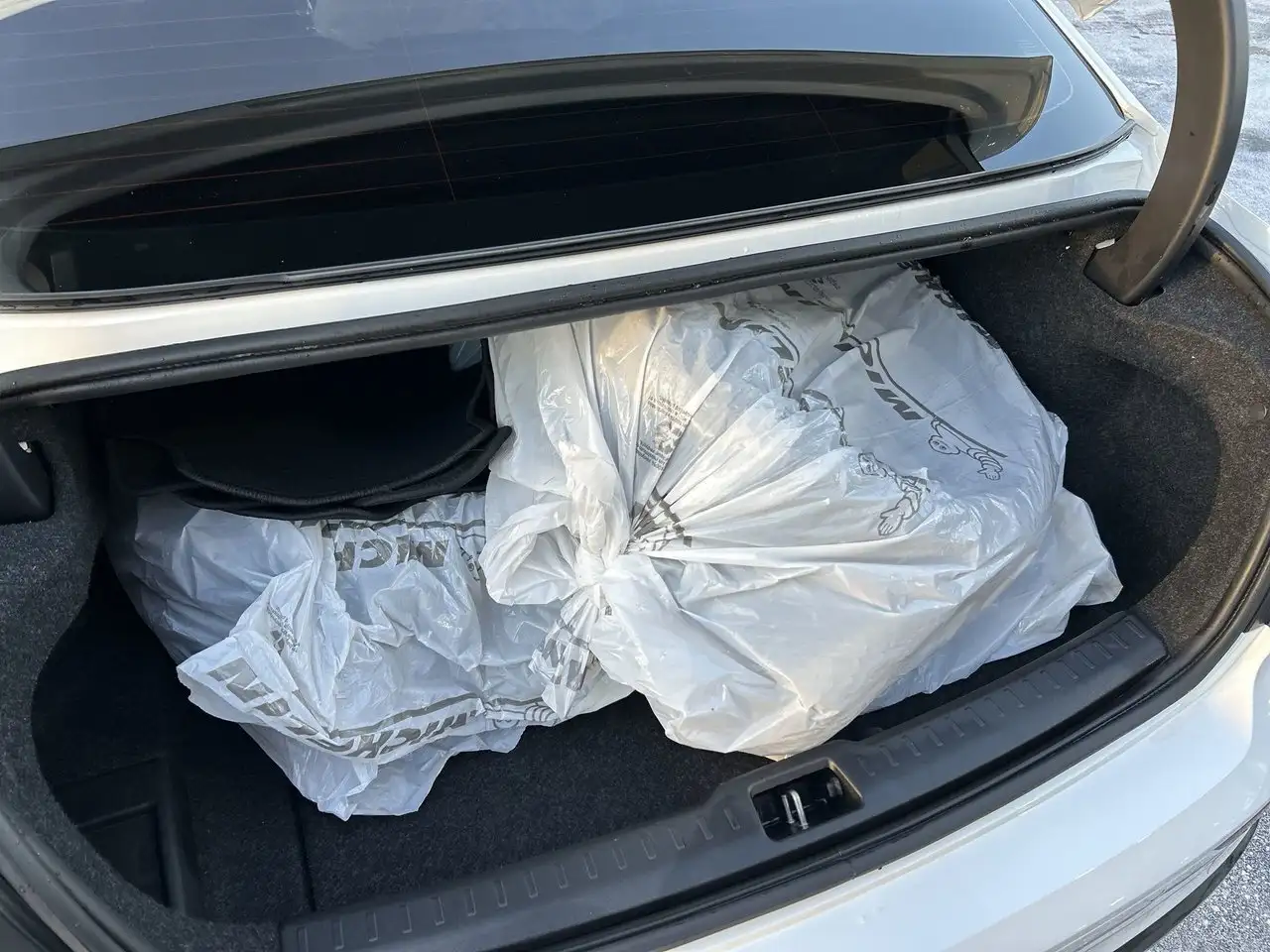 Volvo S60 снимка Volvo S60