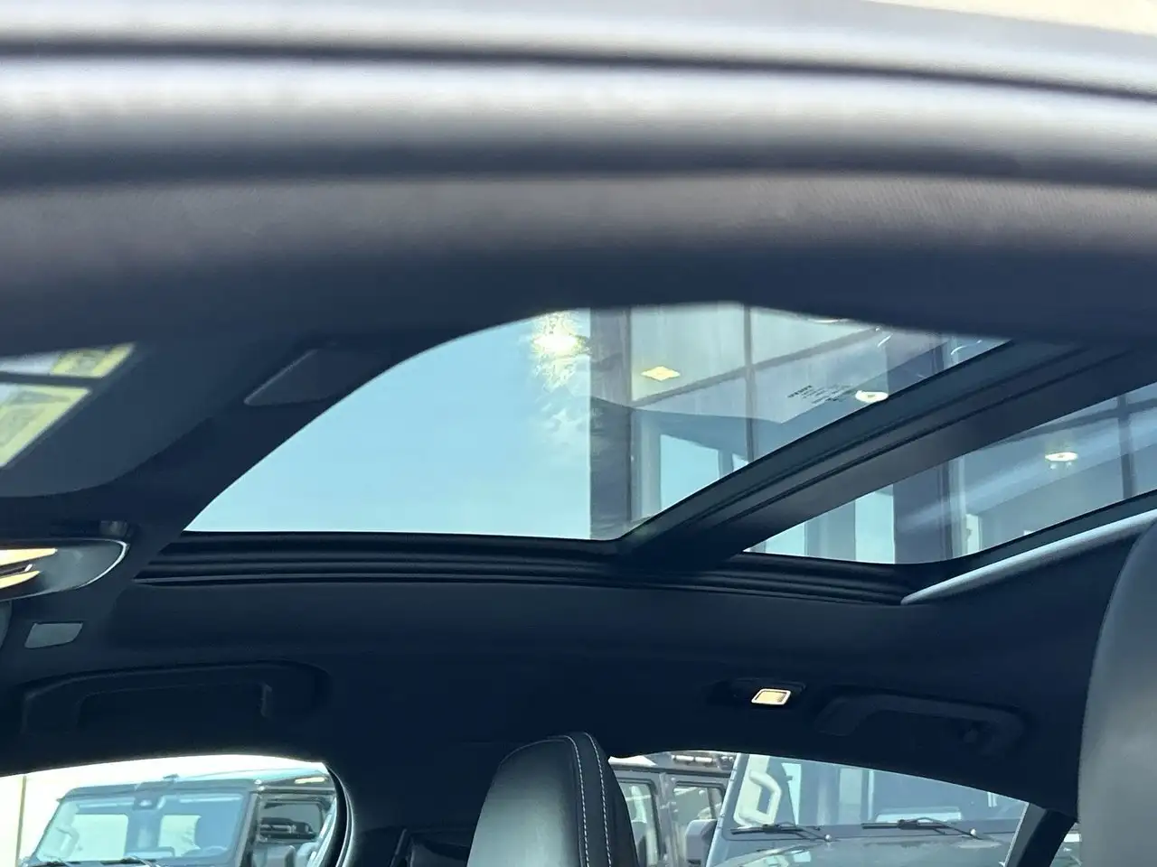 Volvo S60 снимка Volvo S60