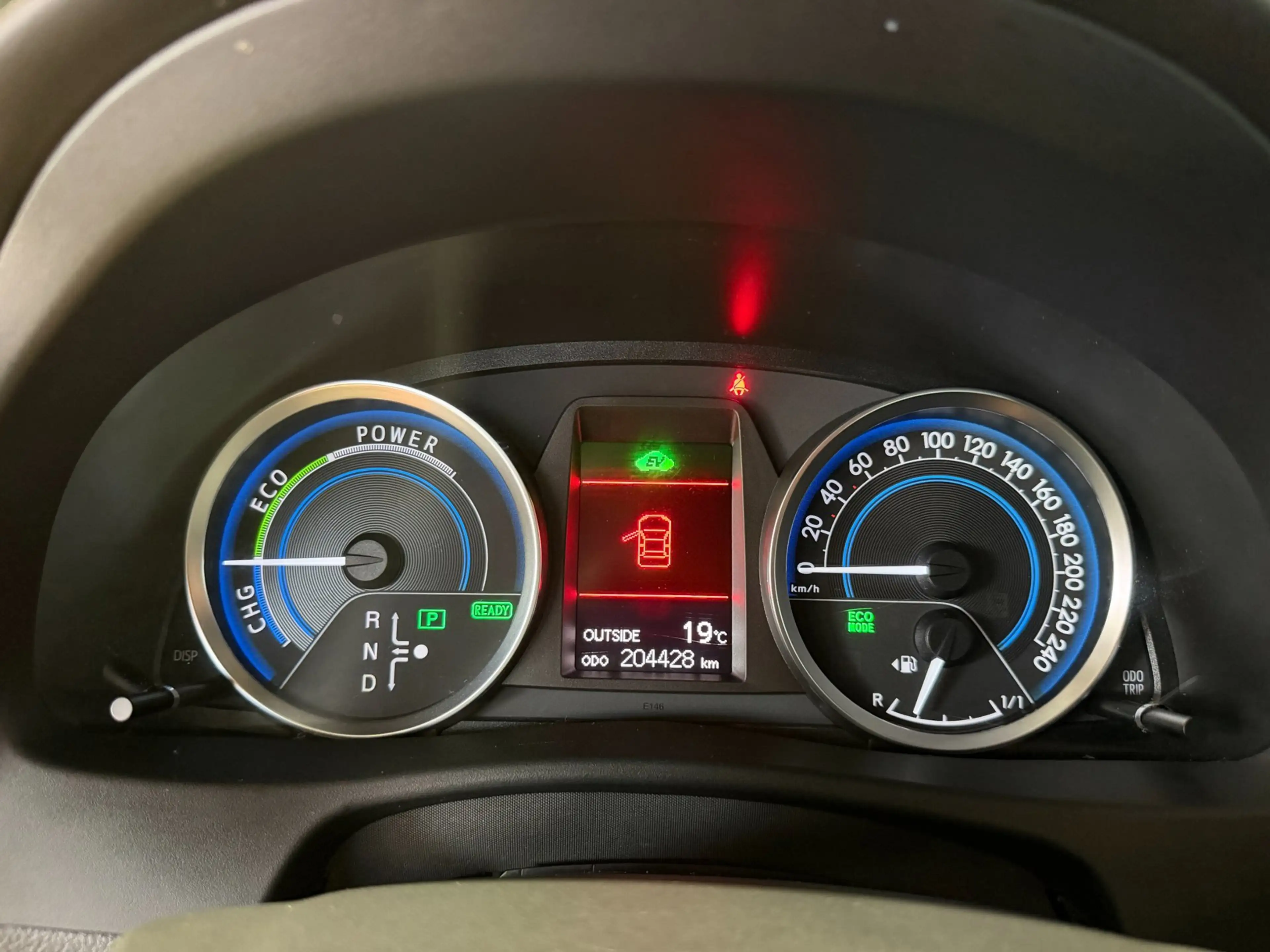 Toyota Auris Touring Sports 1.8 Hybrid Aspiration Onderhouden C — photo 13