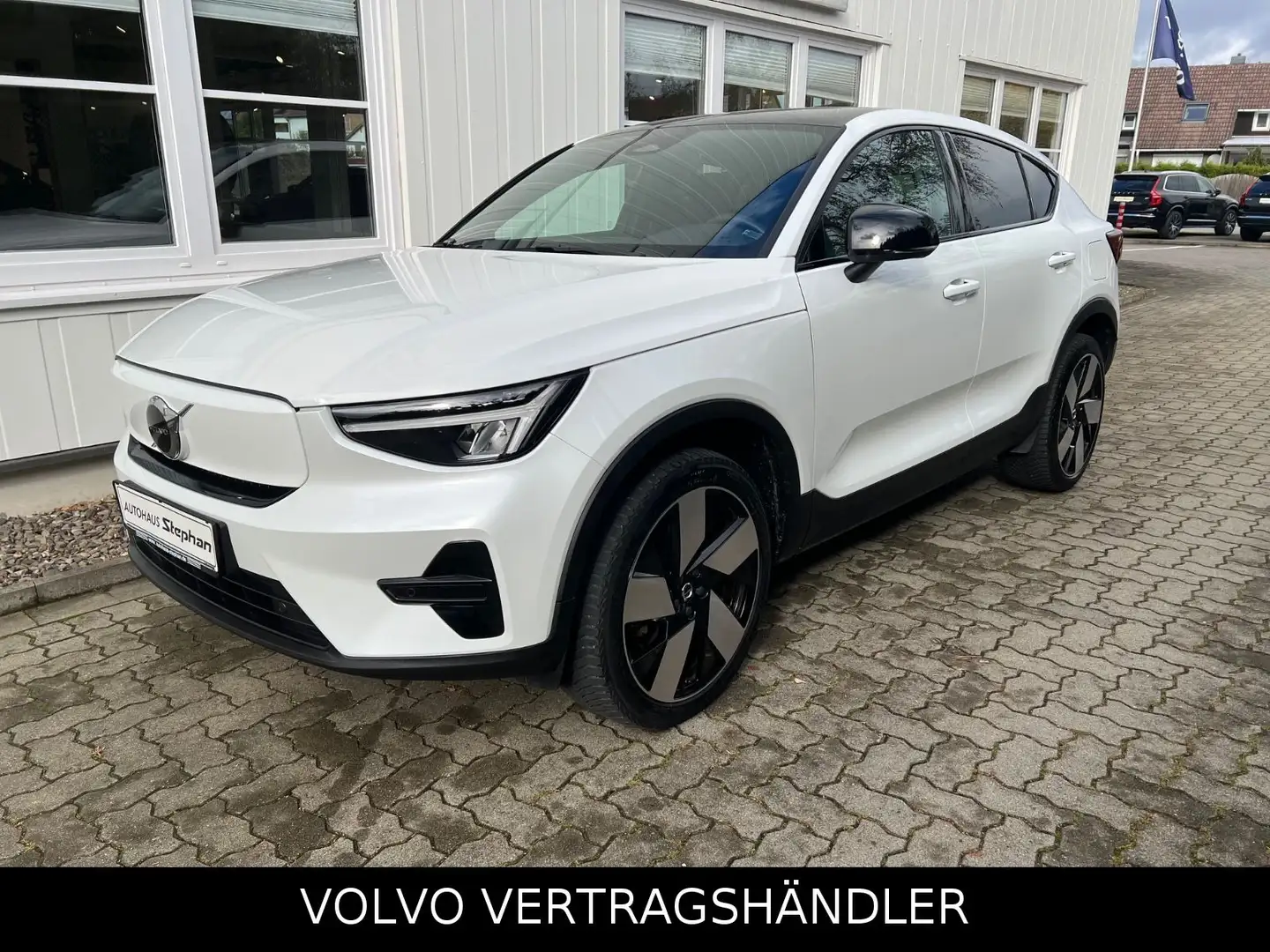 Volvo C40 Recharge Twin Engine Core AWD GARANTIE Weiß - 1