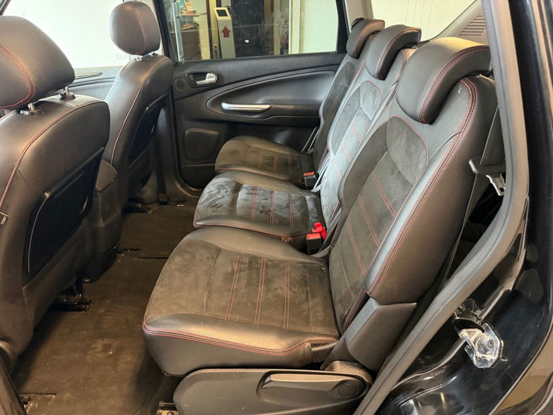 Ford S-Max 2.0 EcoBoost S Edition 7p. PANO ACC ECC BOM VOL — photo 17