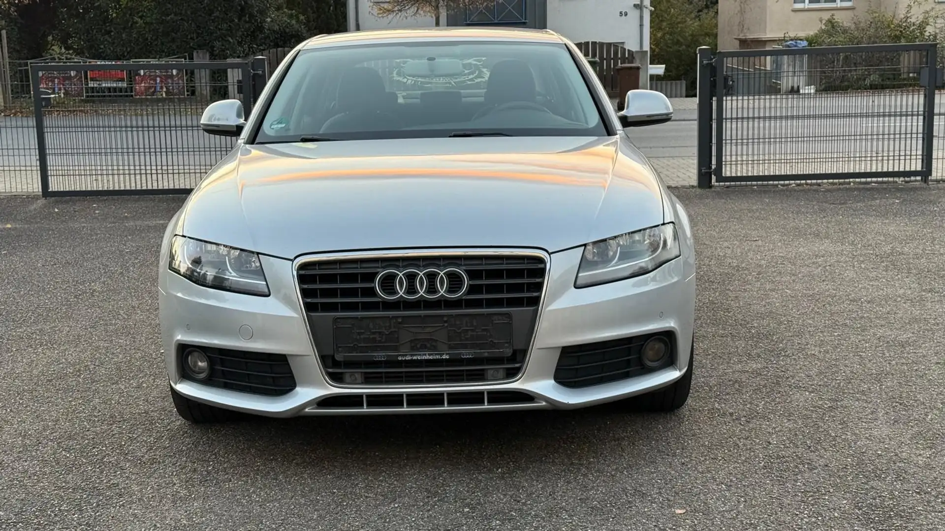 Audi A4 Attraction Gris - 2
