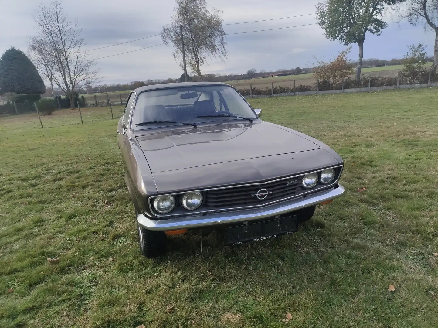 Opel Manta 1.9s Brown - 2
