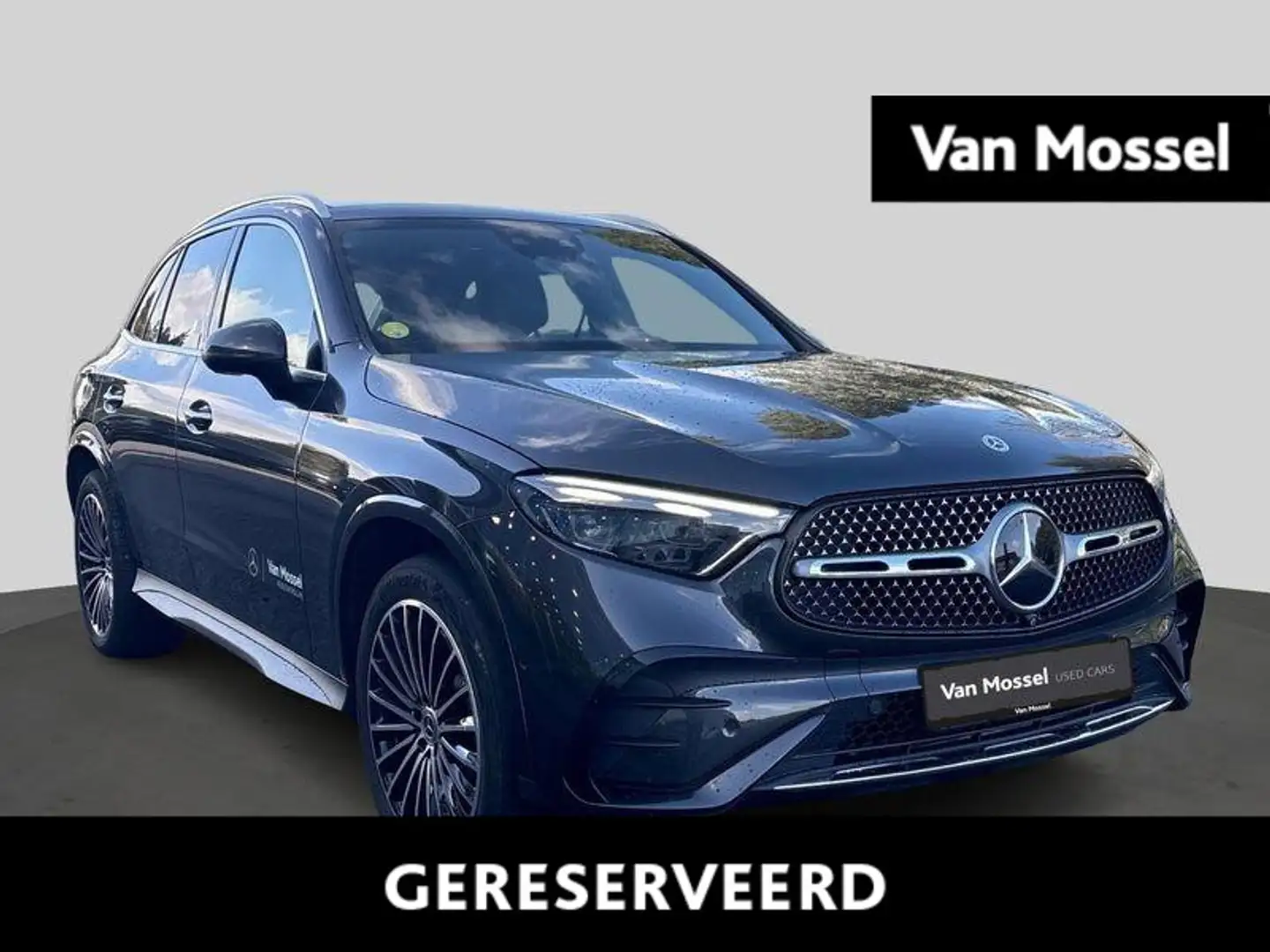 Mercedes-Benz GLC 300 de 4M AMG Line + DIGITAL LIGHT + PANO DAK + HEAD U Grijs - 1