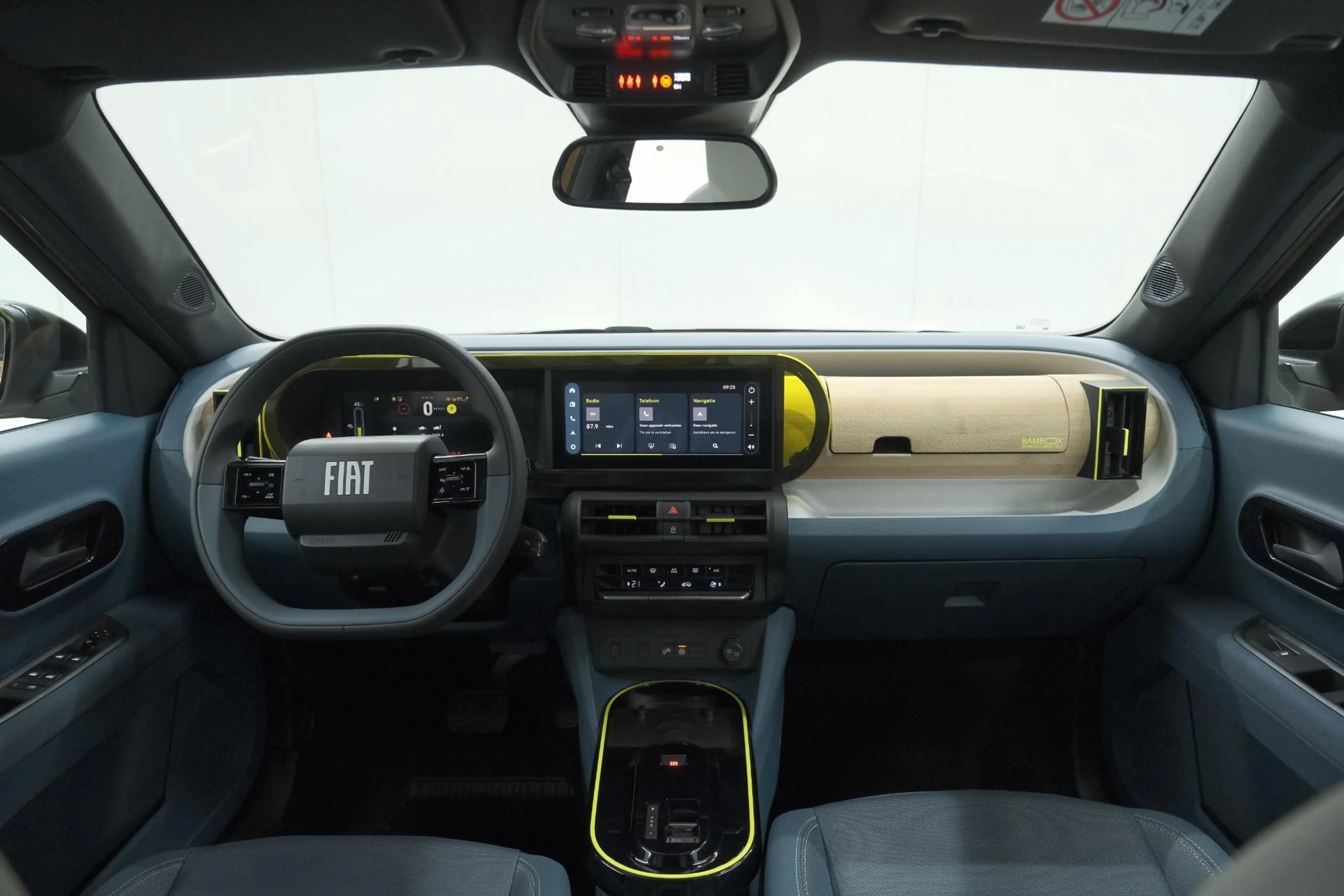 Fiat Grande Panda E La Prima 7 kW 44 kWh | 1 Fase | Camera | Navigat — photo 2