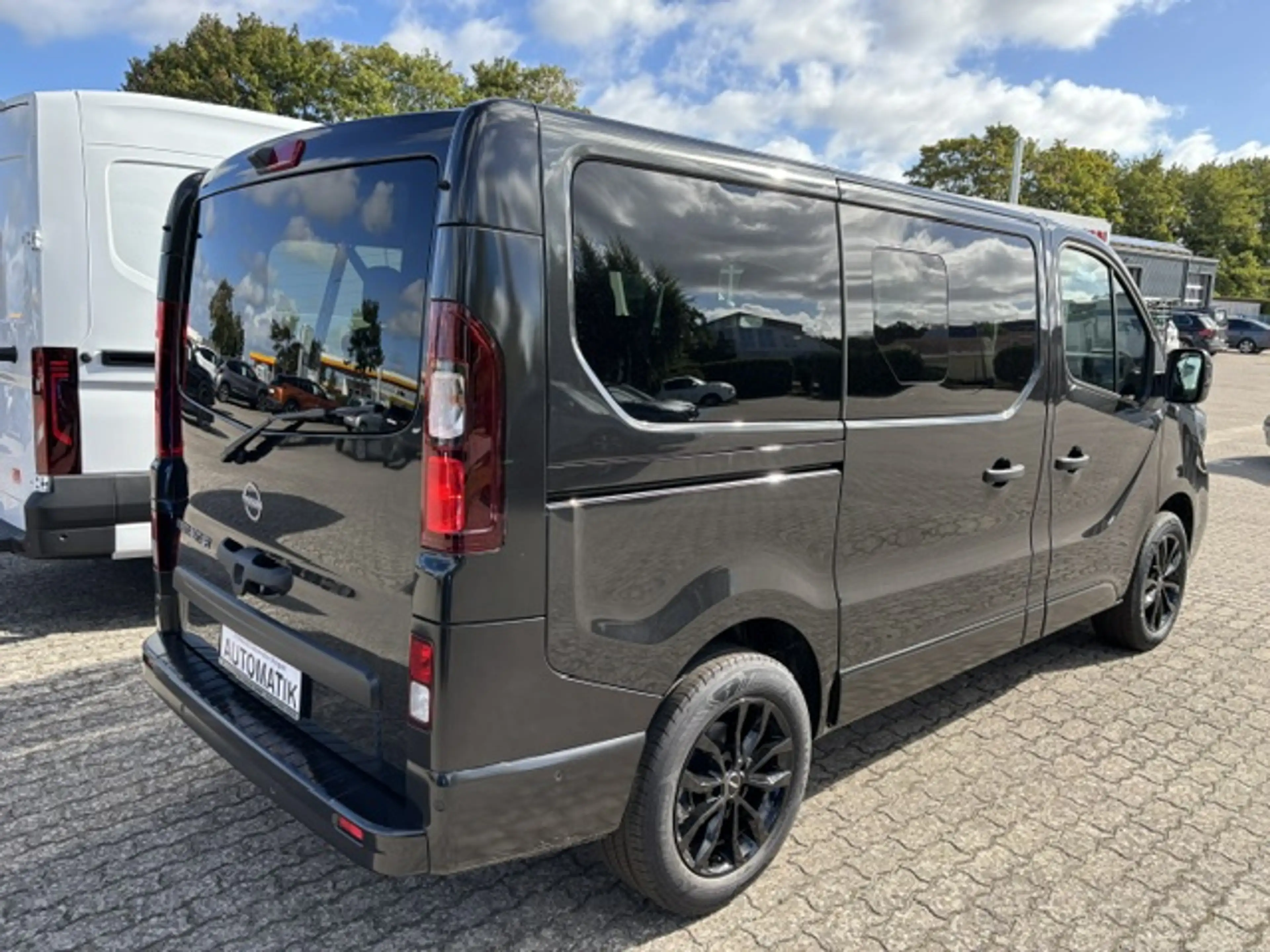 Nissan Primastar L1H1 2,8 dCi 170 (9-Si.) 9AT Tekna — photo 4