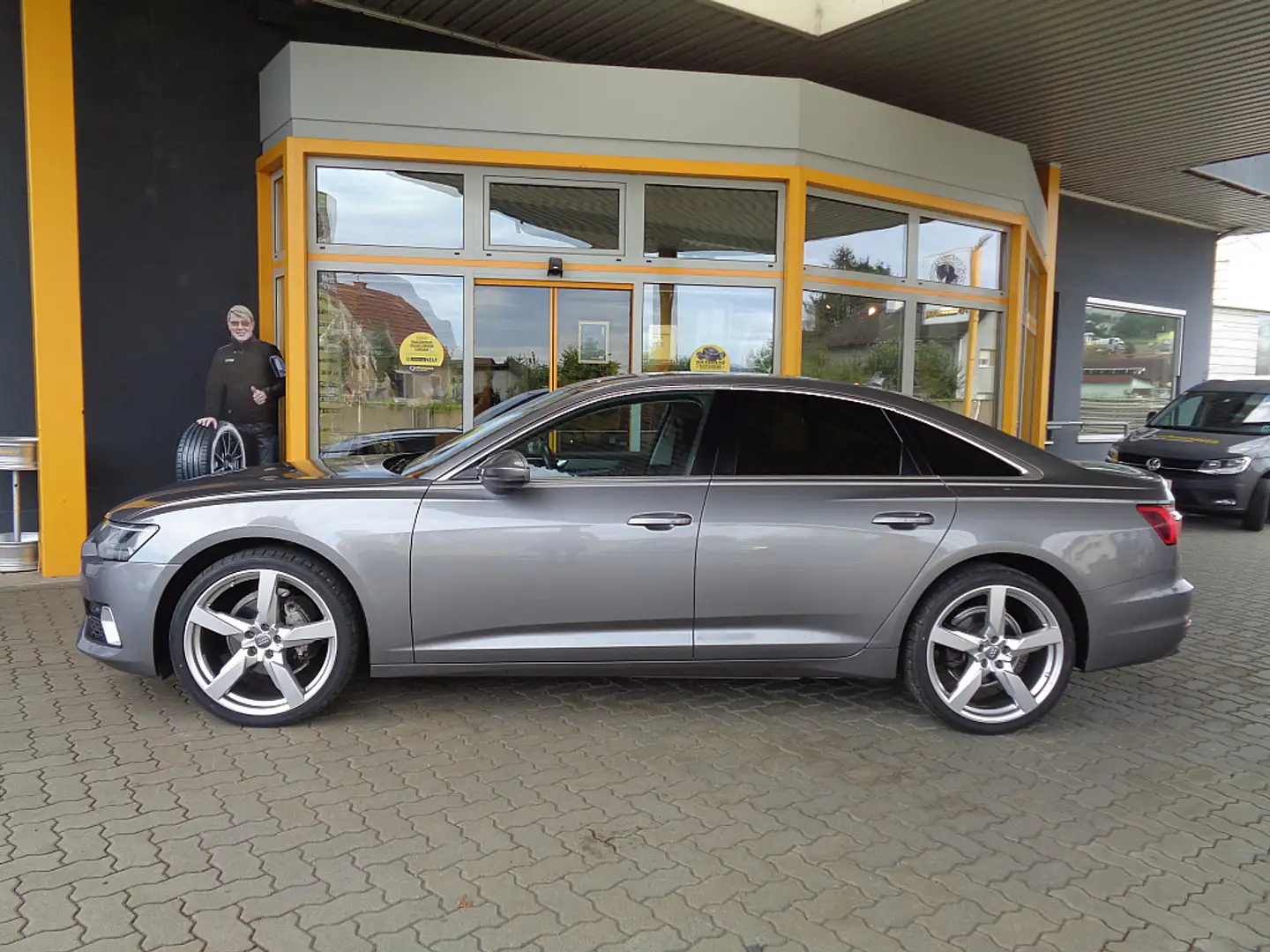 Audi A6 40 TDI S-tronic Grijs - 2