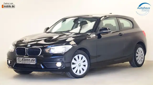 BMW 1 Series view 3