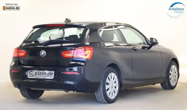 BMW 1 Series view 8
