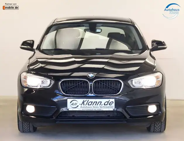 BMW 1 Series view 2