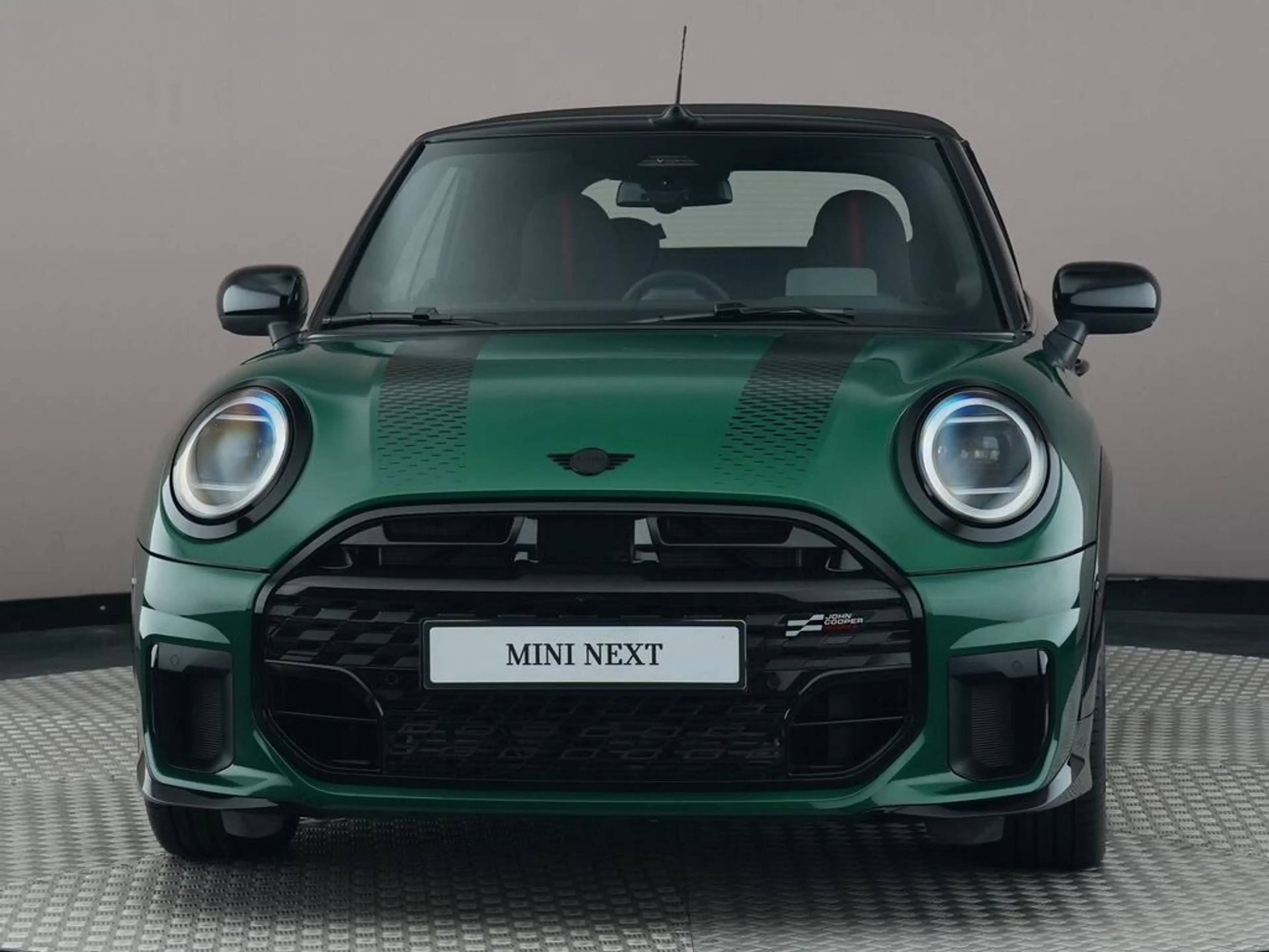 MINI Cooper S Cabrio 2.0 John Cooper Works XL — photo 2